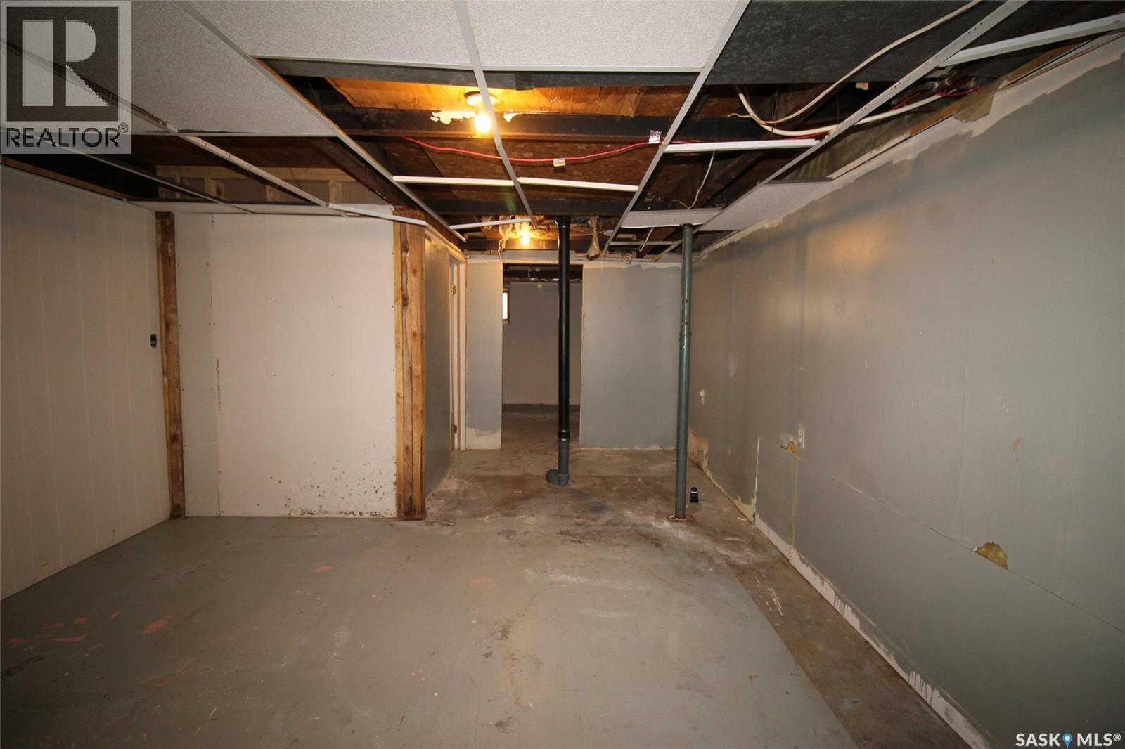 151-201 37 Highway, Shaunavon, SK