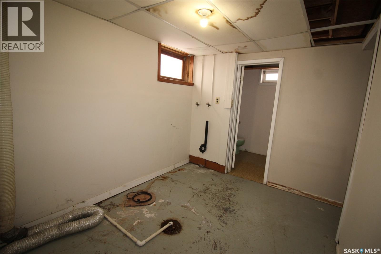 151-201 37 Highway, Shaunavon, SK