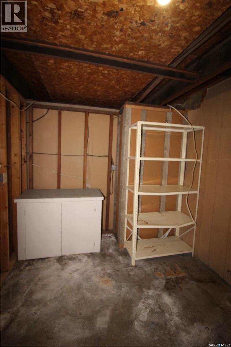 151-201 37 Highway, Shaunavon, SK