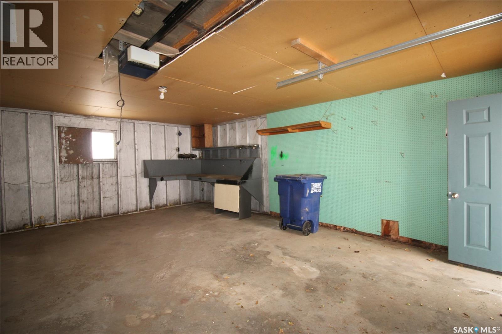 151-201 37 Highway, Shaunavon, SK