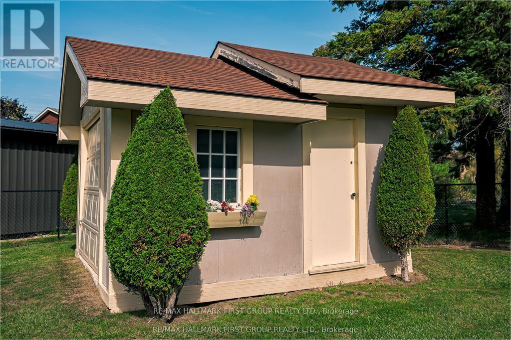 1856 Sherbrooke Street W, Cavan Monaghan (Cavan-Monaghan), ON - Outdoor