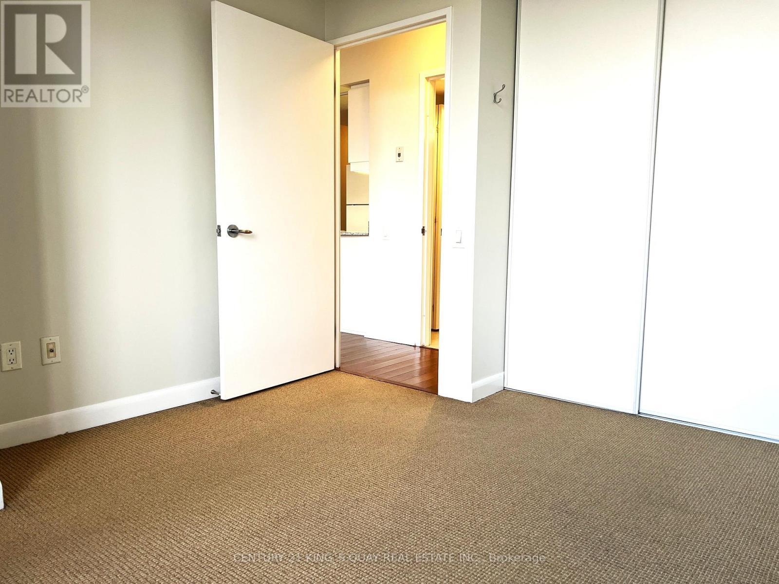 2411 - 33 Sheppard Avenue E, Toronto, ON - Indoor Photo Showing Other Room