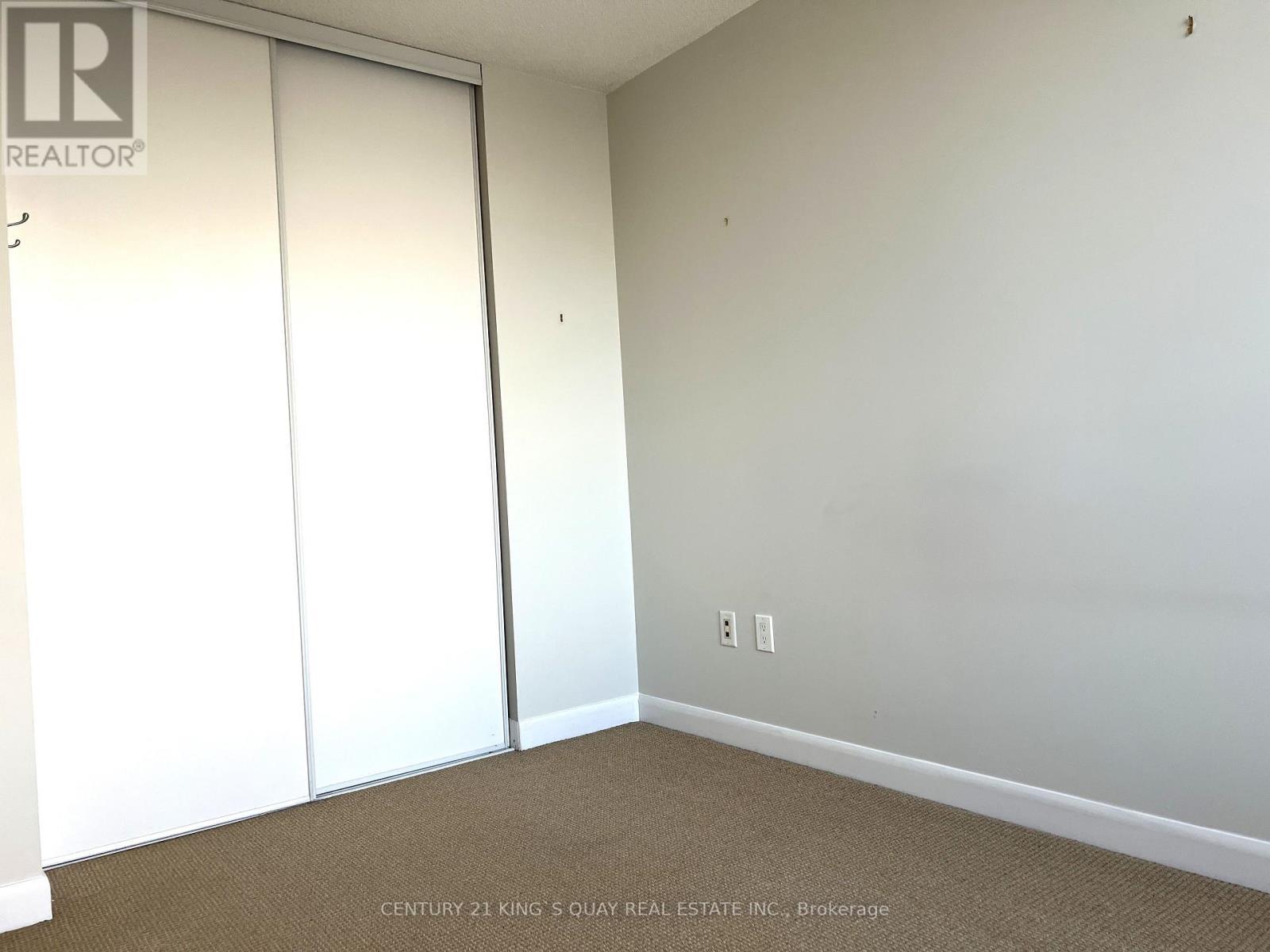 2411 - 33 Sheppard Avenue E, Toronto, ON - Indoor Photo Showing Other Room