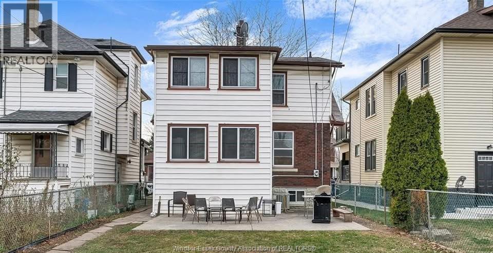 930 Church Street Unit# Upper, Windsor, ON - Outdoor