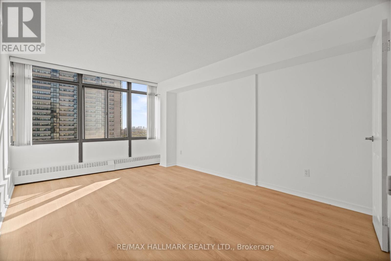 1805 - 3300 Don Mills Road, Toronto, ON - Indoor Photo Showing Other Room