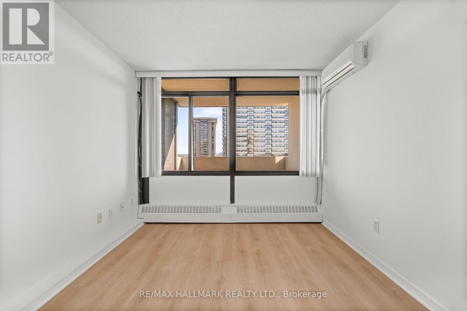 1805 - 3300 Don Mills Road, Toronto, ON - Indoor Photo Showing Other Room