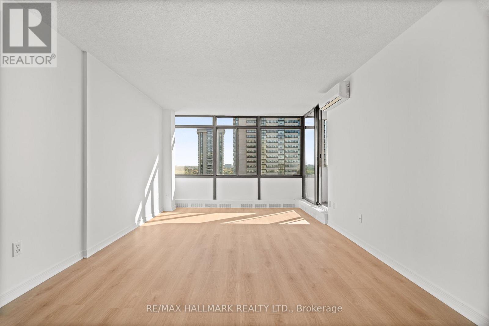 1805 - 3300 Don Mills Road, Toronto, ON - Indoor Photo Showing Other Room
