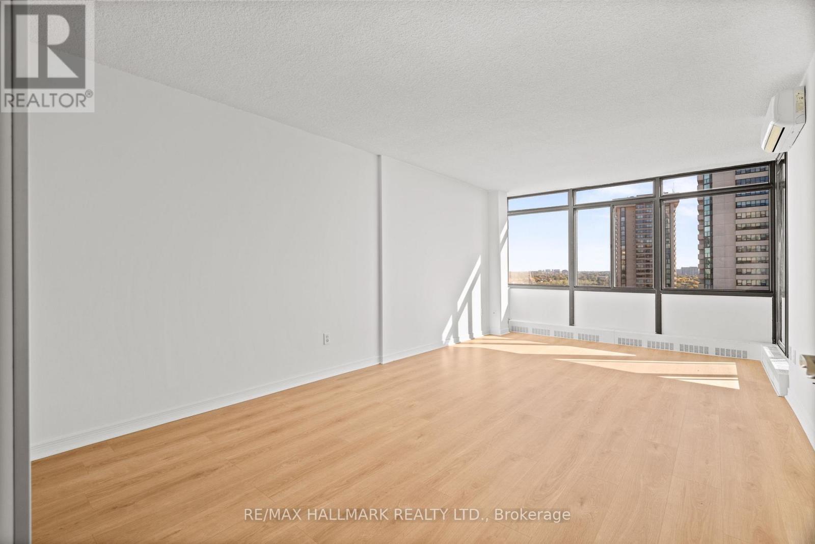 1805 - 3300 Don Mills Road, Toronto, ON - Indoor Photo Showing Other Room