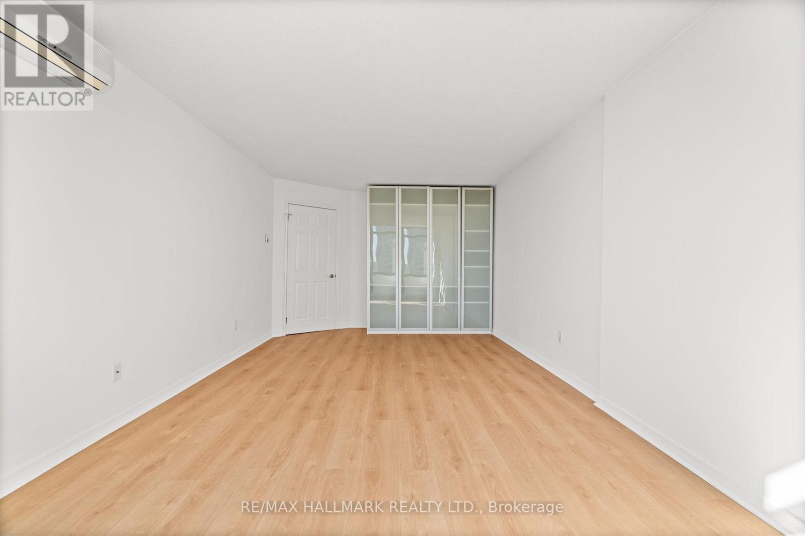 1805 - 3300 Don Mills Road, Toronto, ON - Indoor Photo Showing Other Room