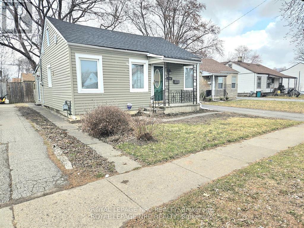 6191 Cadham Street, Niagara Falls (Arad/Fallsview), ON - Outdoor