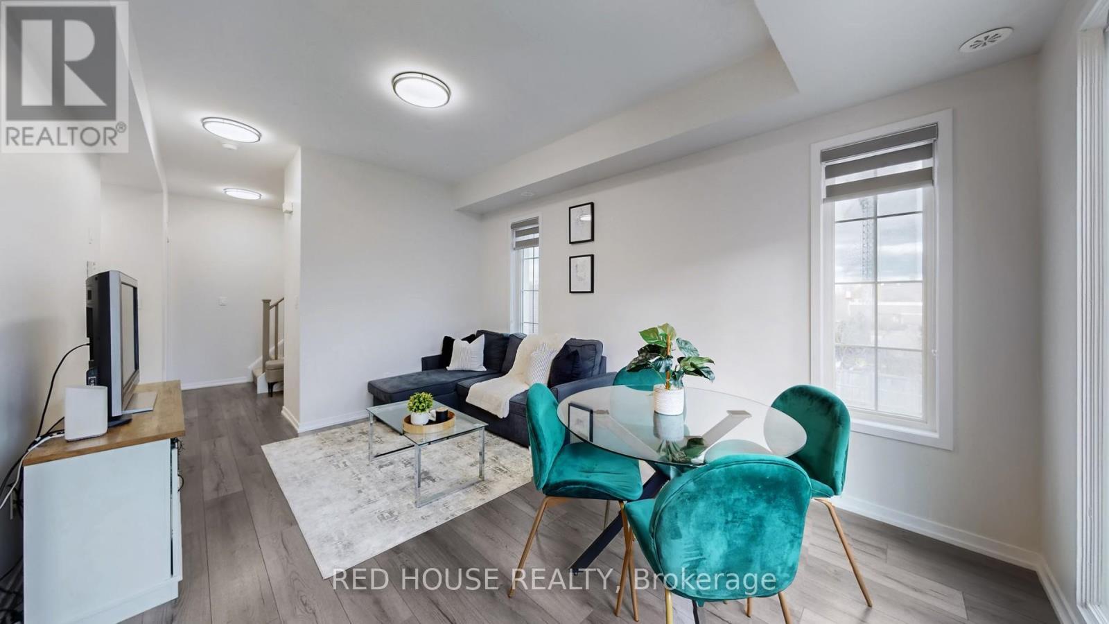 E08 - 26 Bruce Street, Vaughan, ON - Indoor