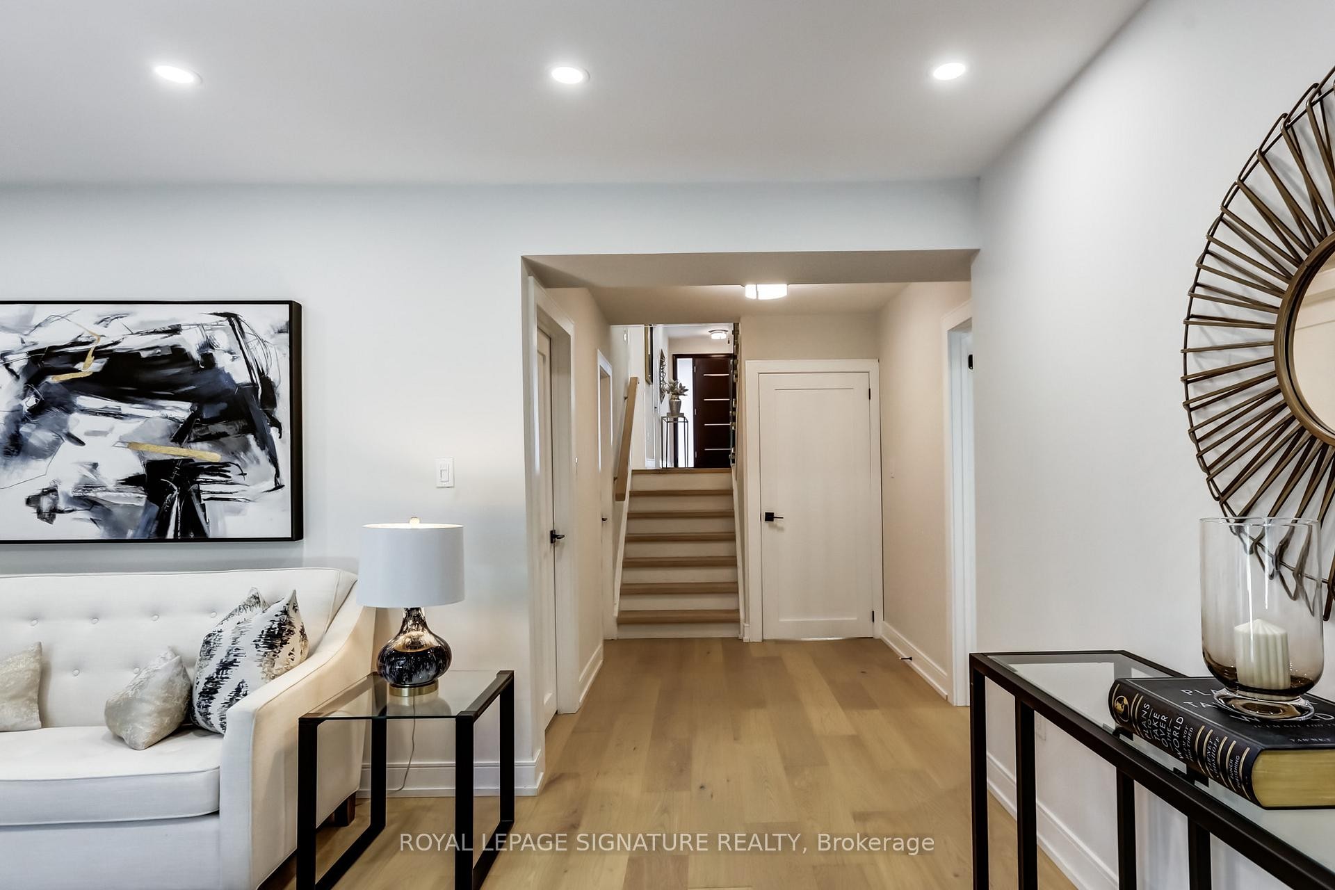 30 Snowcrest Avenue, Toronto, ON - Indoor Photo Showing Other Room