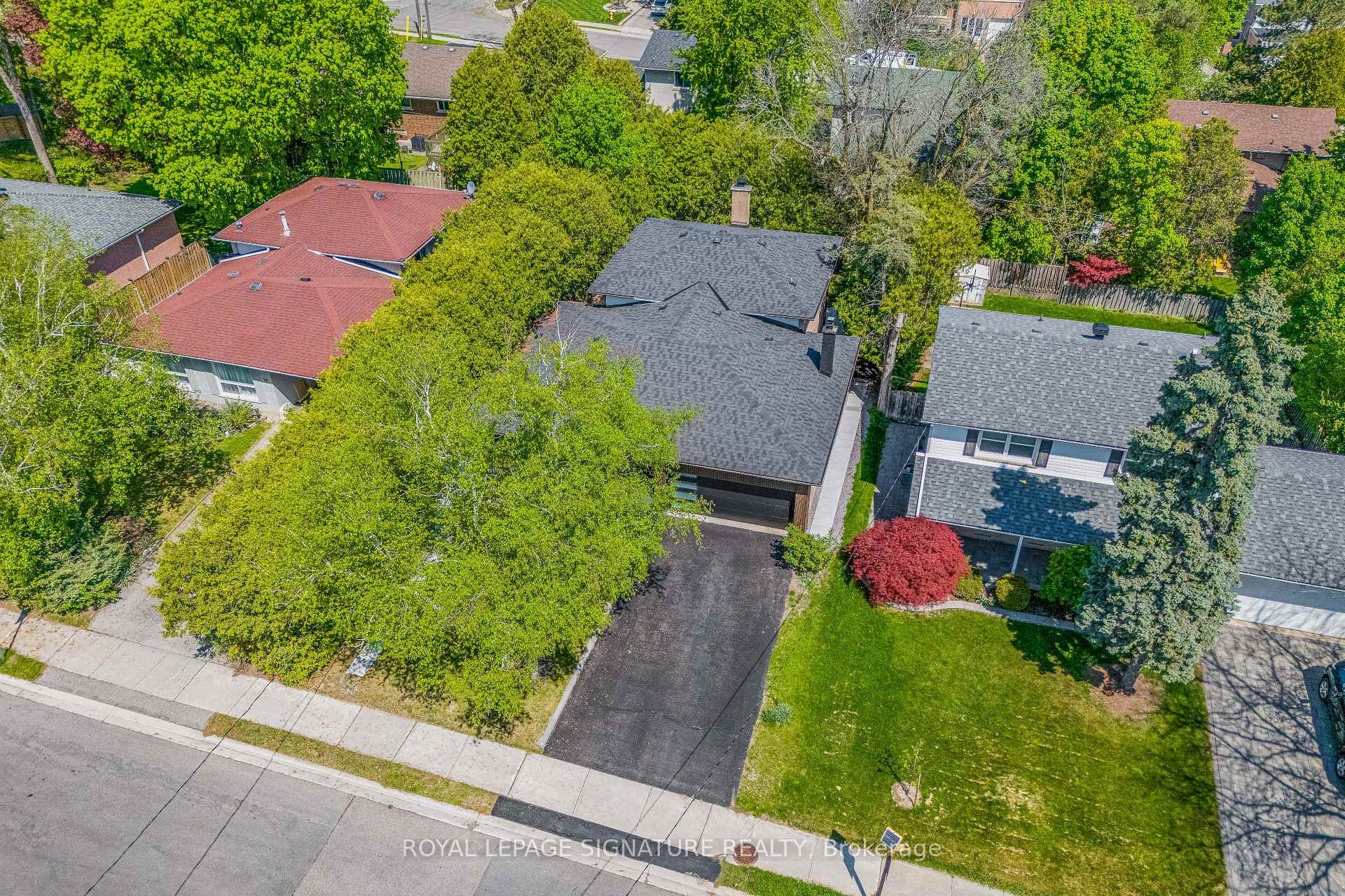 30 Snowcrest Avenue, Toronto, ON - Outdoor