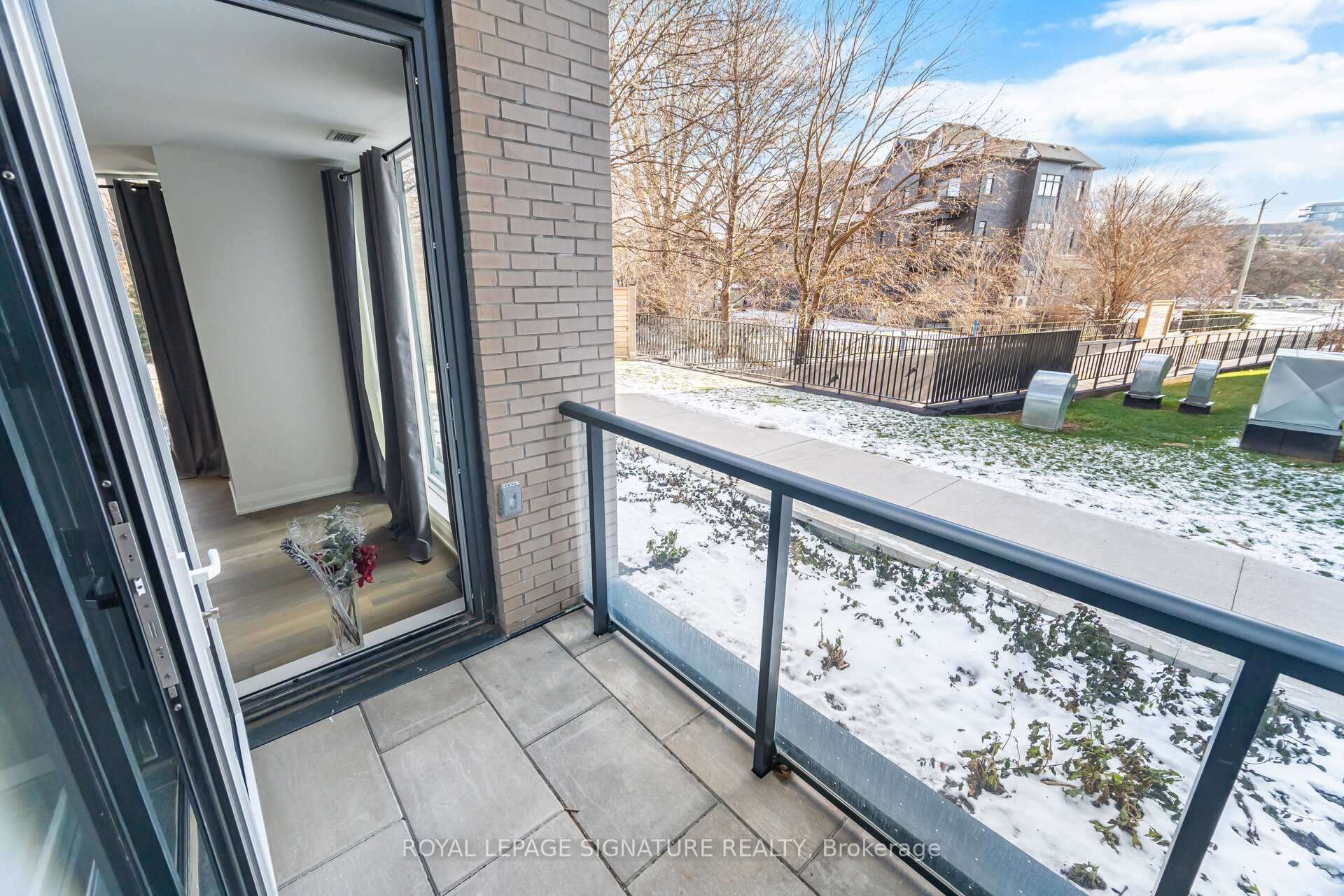 109-293 The Kingsway N/A, Toronto, ON - Outdoor With Balcony