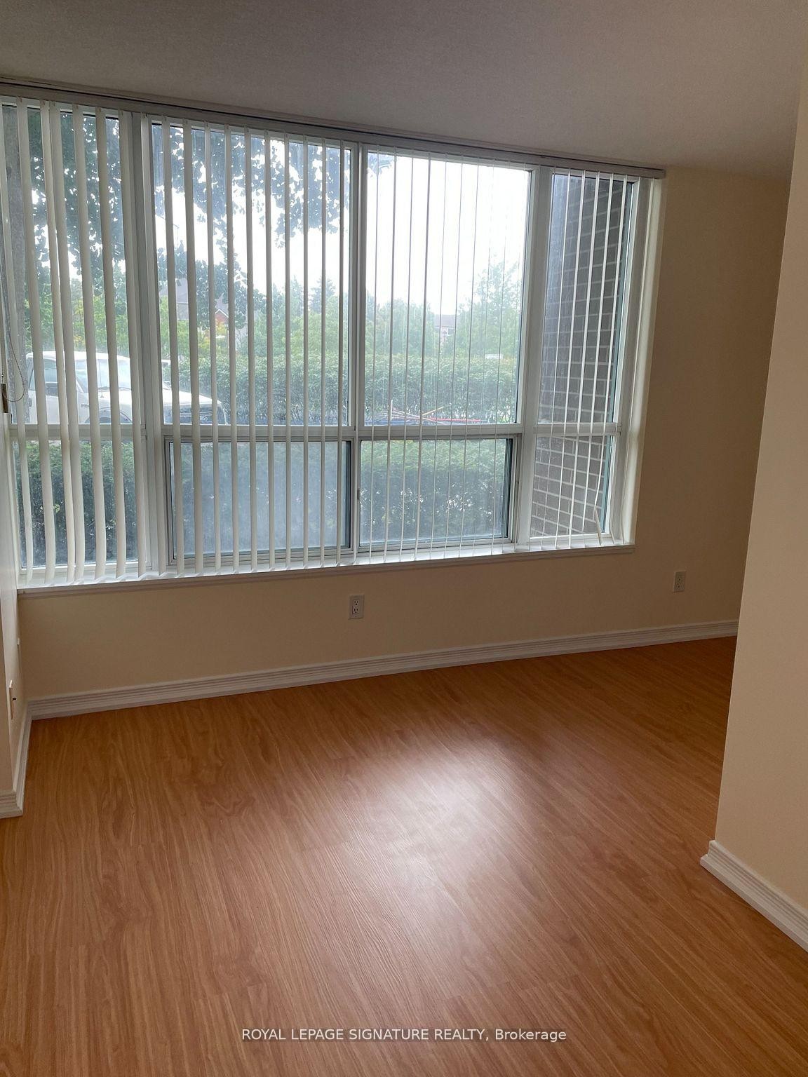 107-4889 Kimbermount Avenue, Mississauga, ON - Indoor Photo Showing Other Room