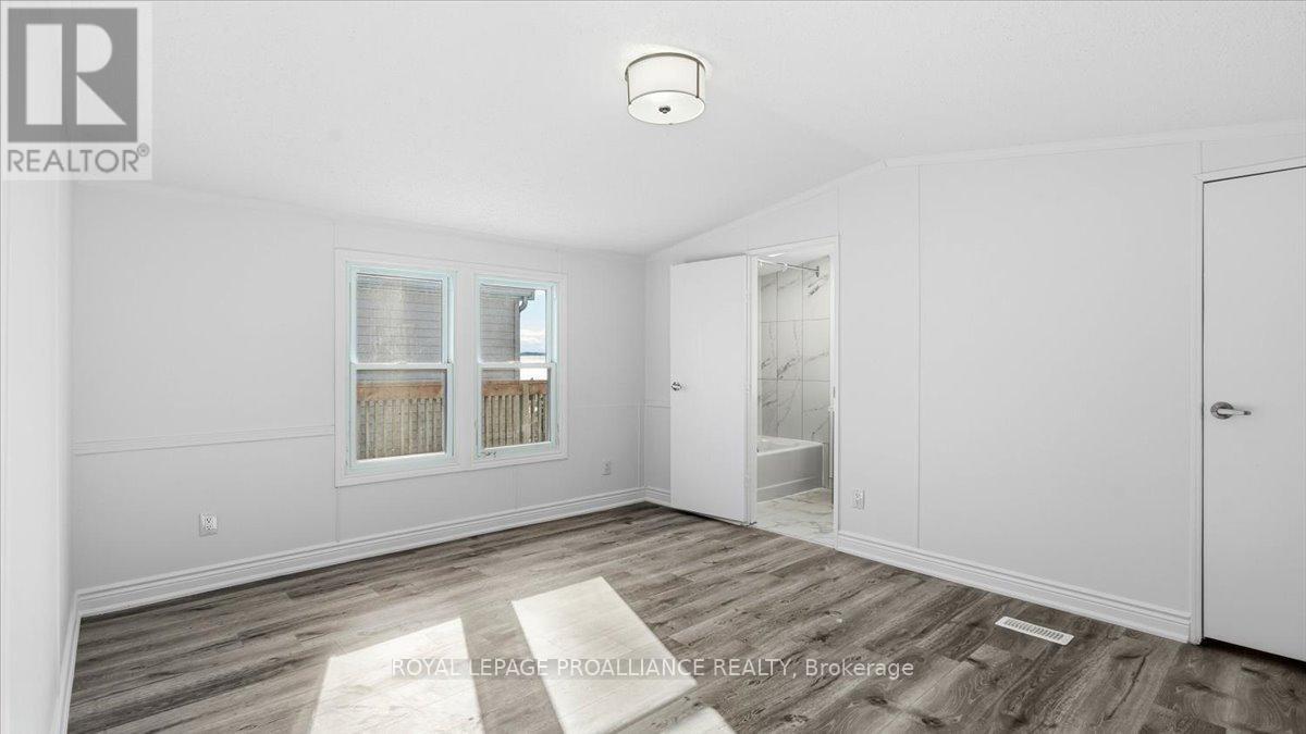 21 - 311 Dundas Street E, Quinte West (Trenton Ward), ON - Indoor Photo Showing Other Room