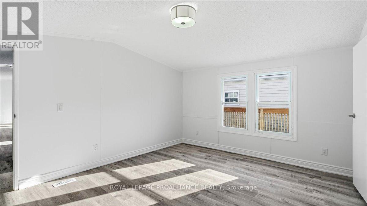 21 - 311 Dundas Street E, Quinte West (Trenton Ward), ON - Indoor Photo Showing Other Room