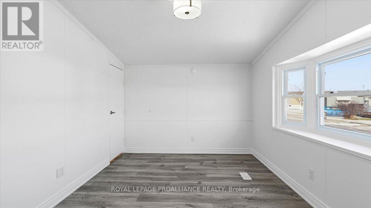 21 - 311 Dundas Street E, Quinte West (Trenton Ward), ON - Indoor Photo Showing Other Room