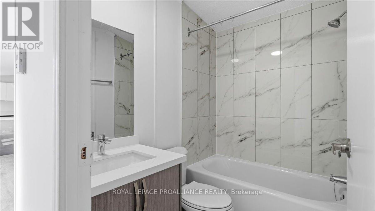 21 - 311 Dundas Street E, Quinte West (Trenton Ward), ON - Indoor Photo Showing Bathroom