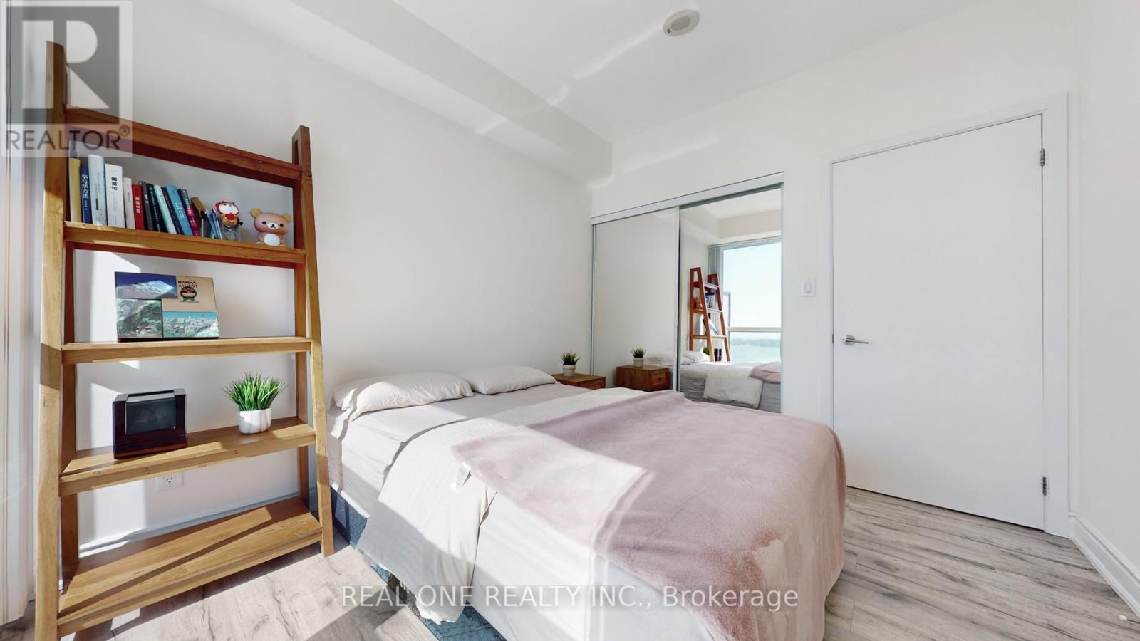 1708 - 33 Bay Street, Toronto, ON - Indoor Photo Showing Bedroom