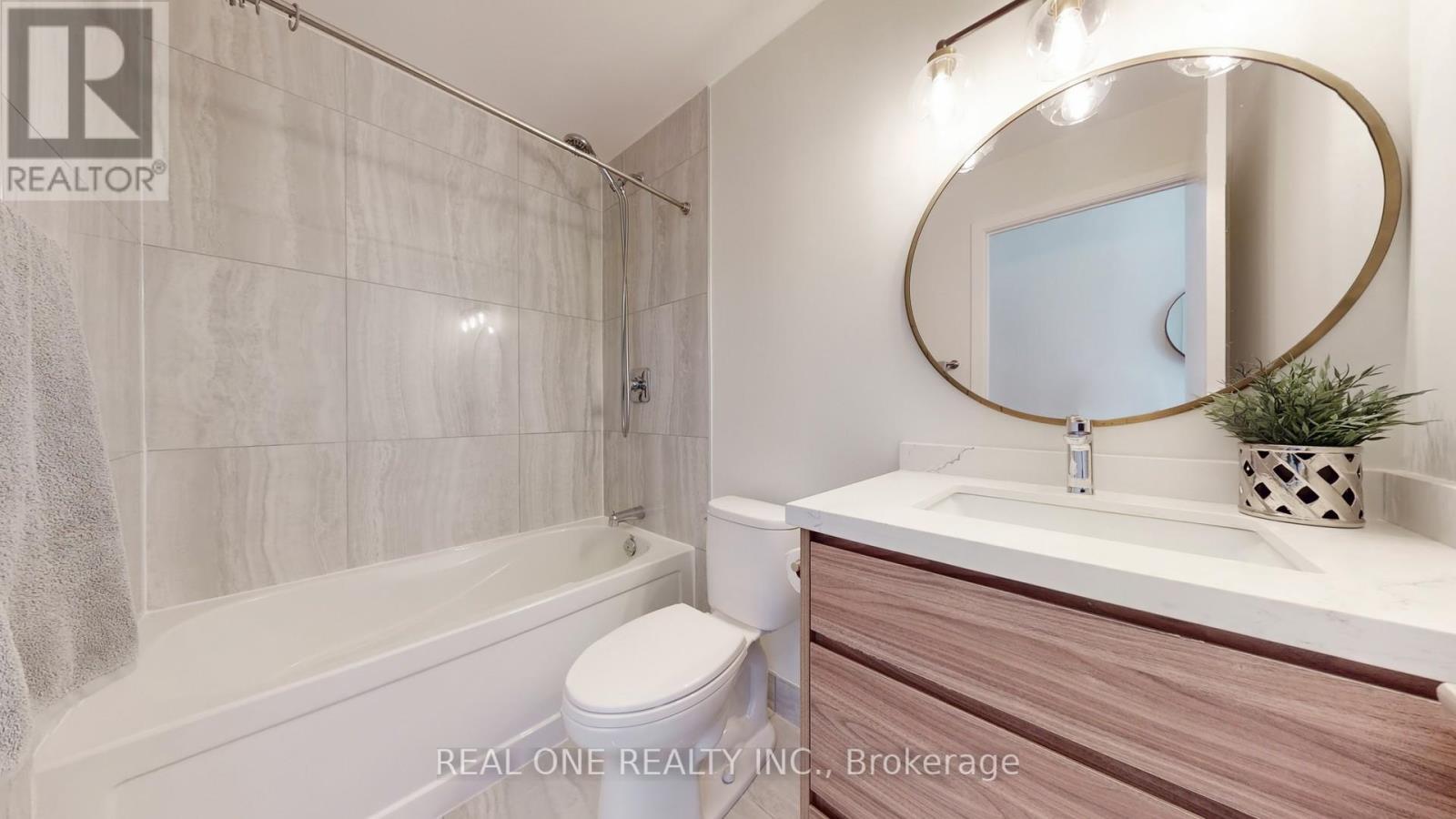 1708 - 33 Bay Street, Toronto, ON - Indoor Photo Showing Bathroom