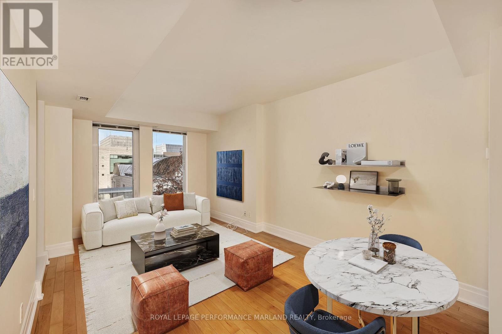505 - 108 Lisgar Street, Ottawa, ON - Indoor Photo Showing Living Room