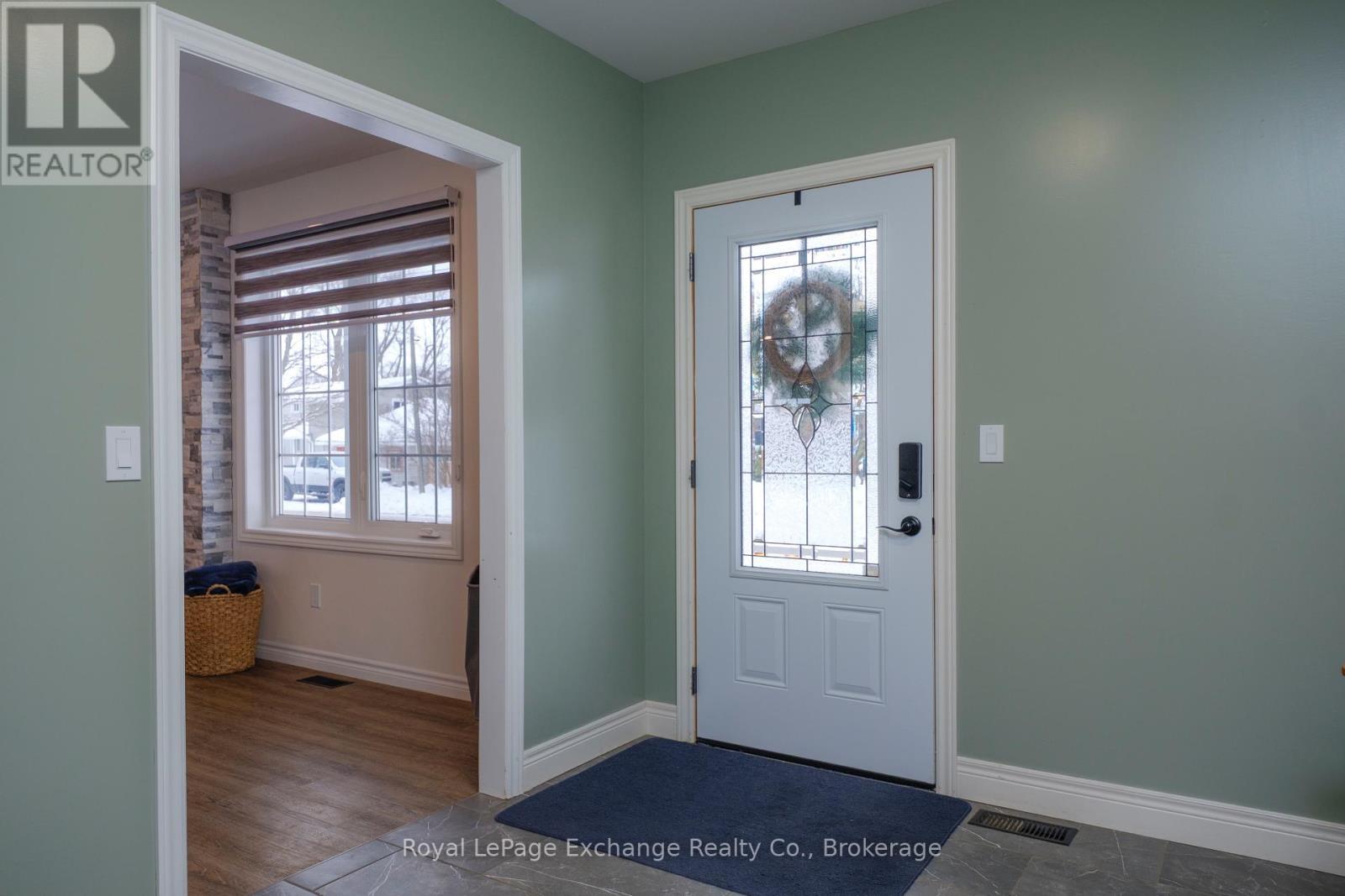 482 Wolsley Street, Huron-Kinloss (Lucknow), ON - Indoor Photo Showing Other Room