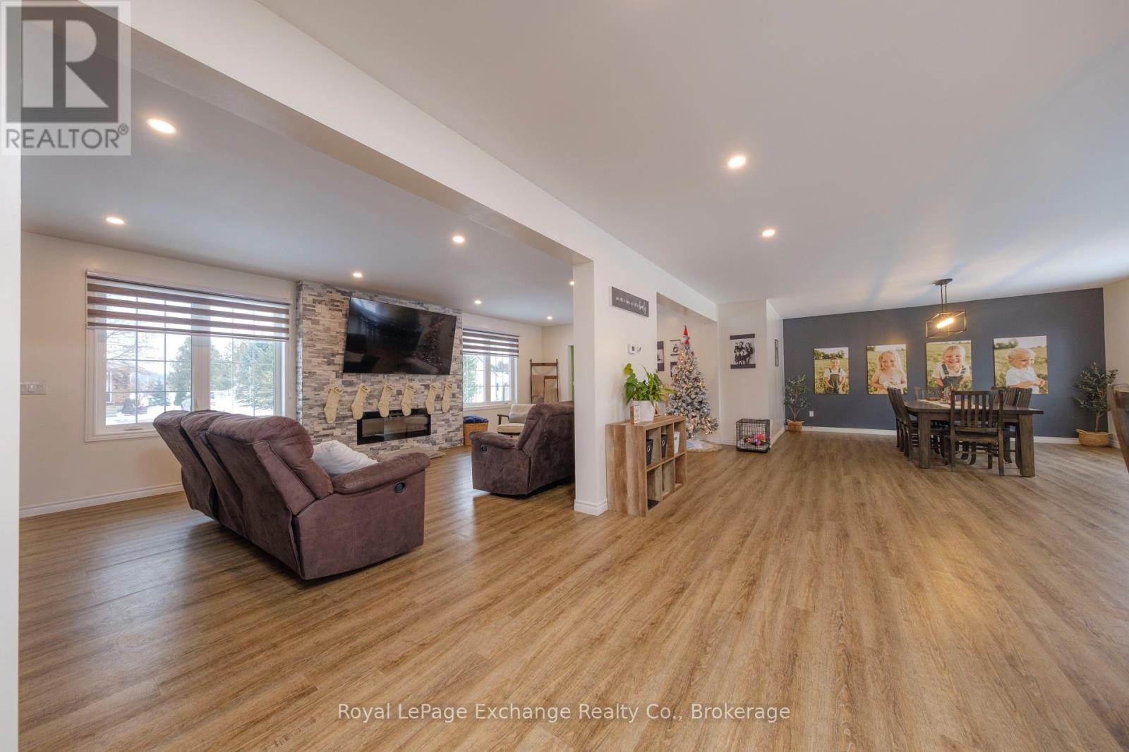 482 Wolsley Street, Huron-Kinloss (Lucknow), ON - Indoor Photo Showing Other Room With Fireplace