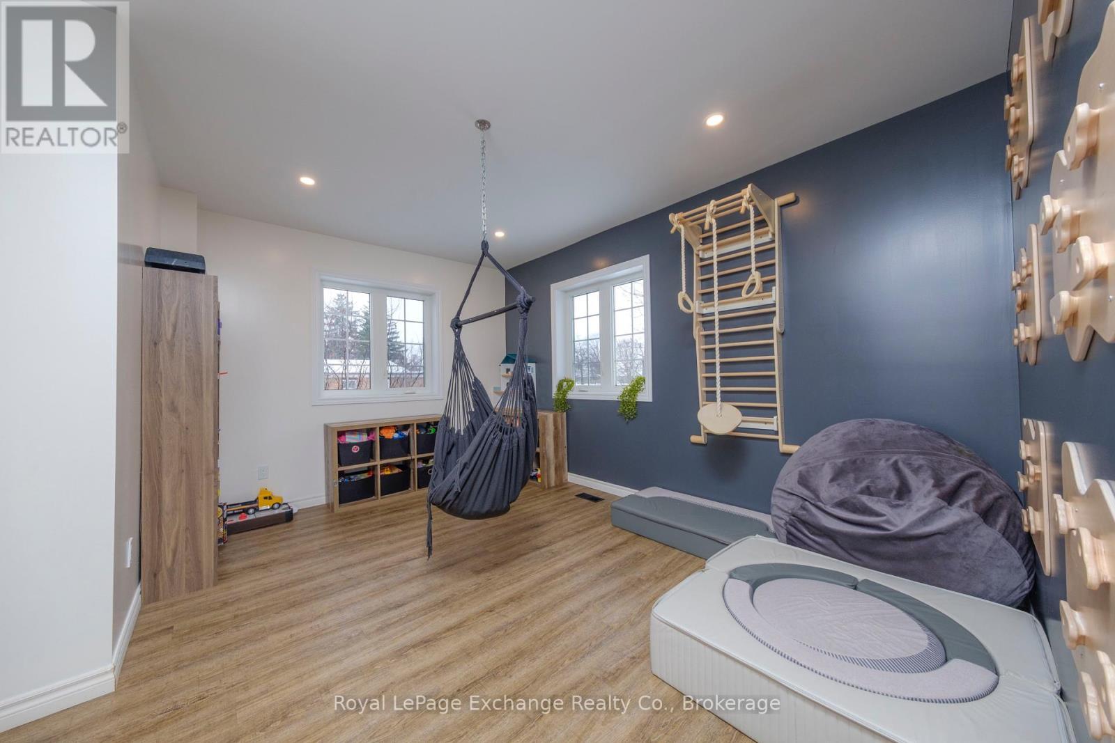 482 Wolsley Street, Huron-Kinloss (Lucknow), ON - Indoor