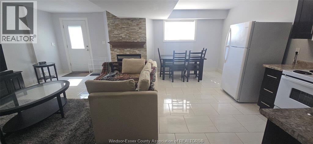 1551 Dobrich Street Unit# Lower, Windsor, ON - Indoor With Fireplace