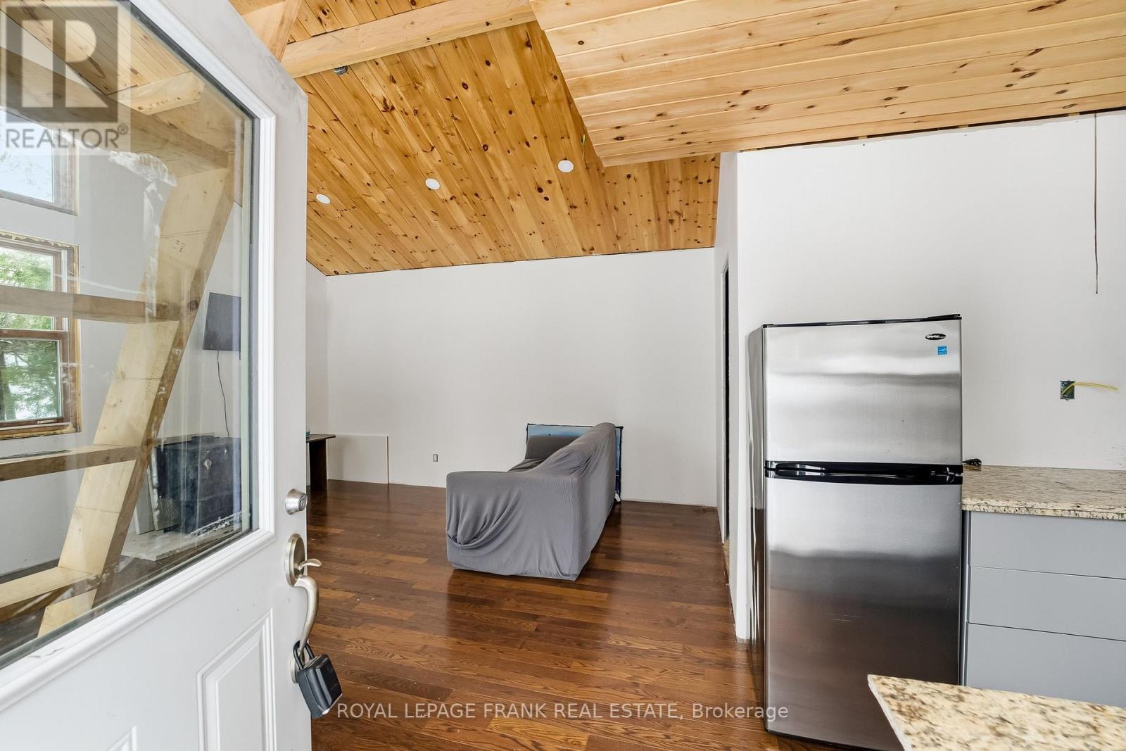 337 Kennedy Drive, Trent Lakes, ON