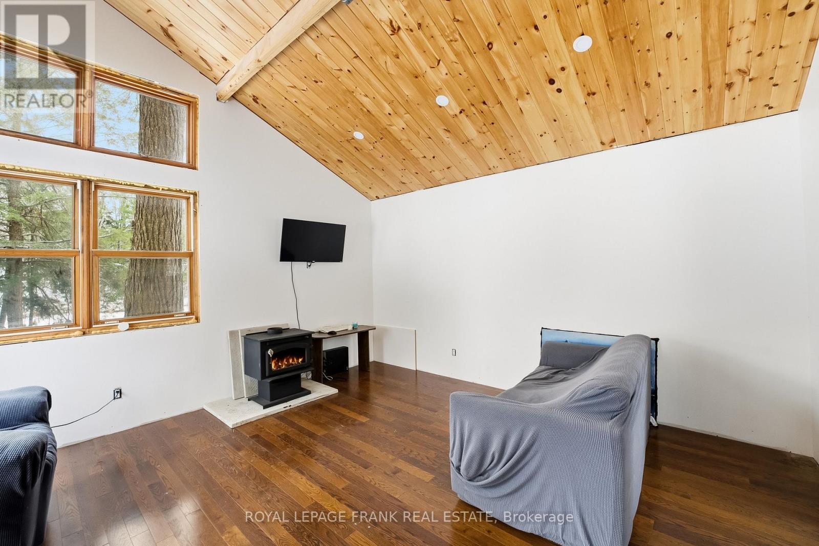 337 Kennedy Drive, Trent Lakes, ON