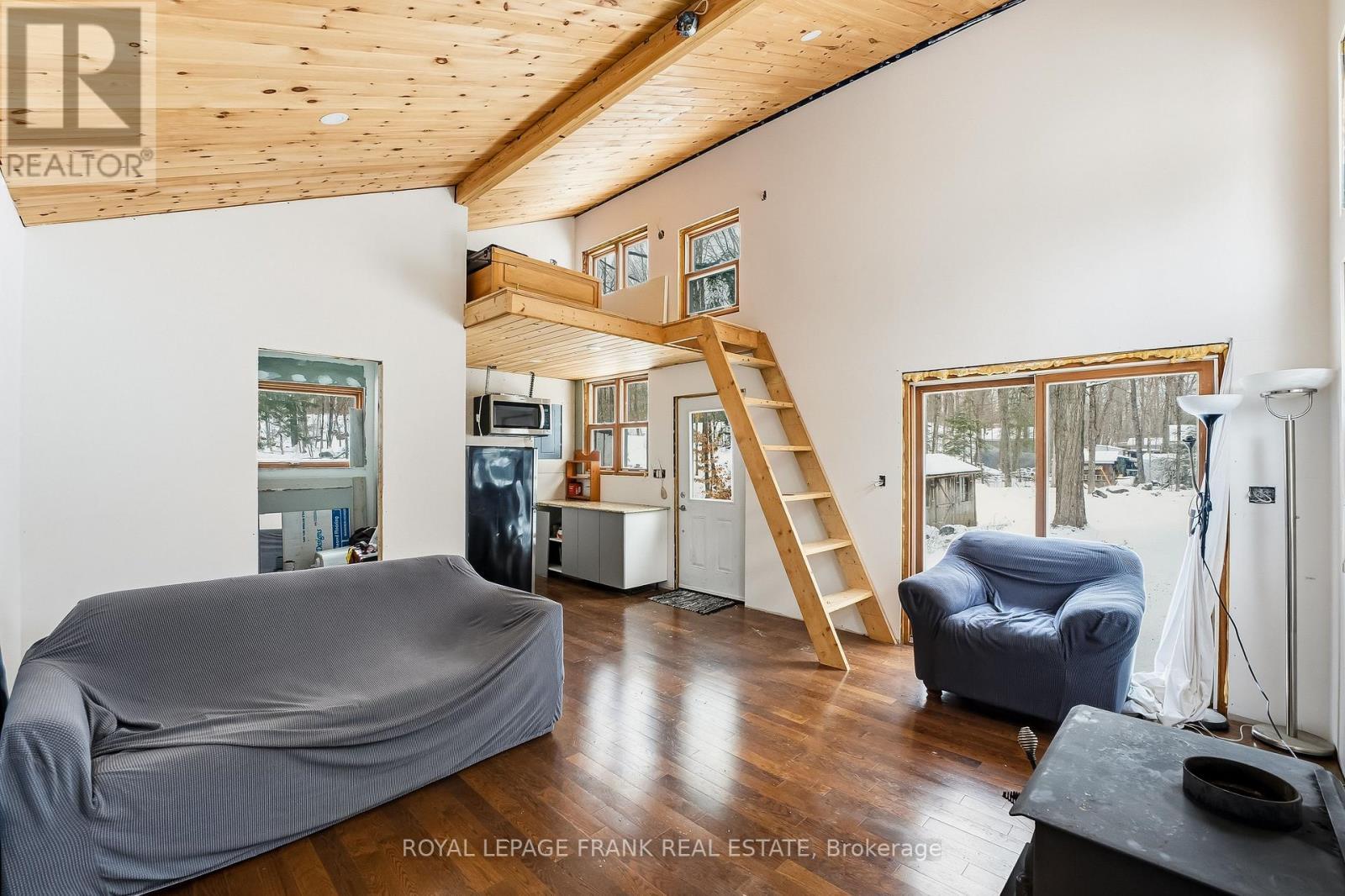 337 Kennedy Drive, Trent Lakes, ON