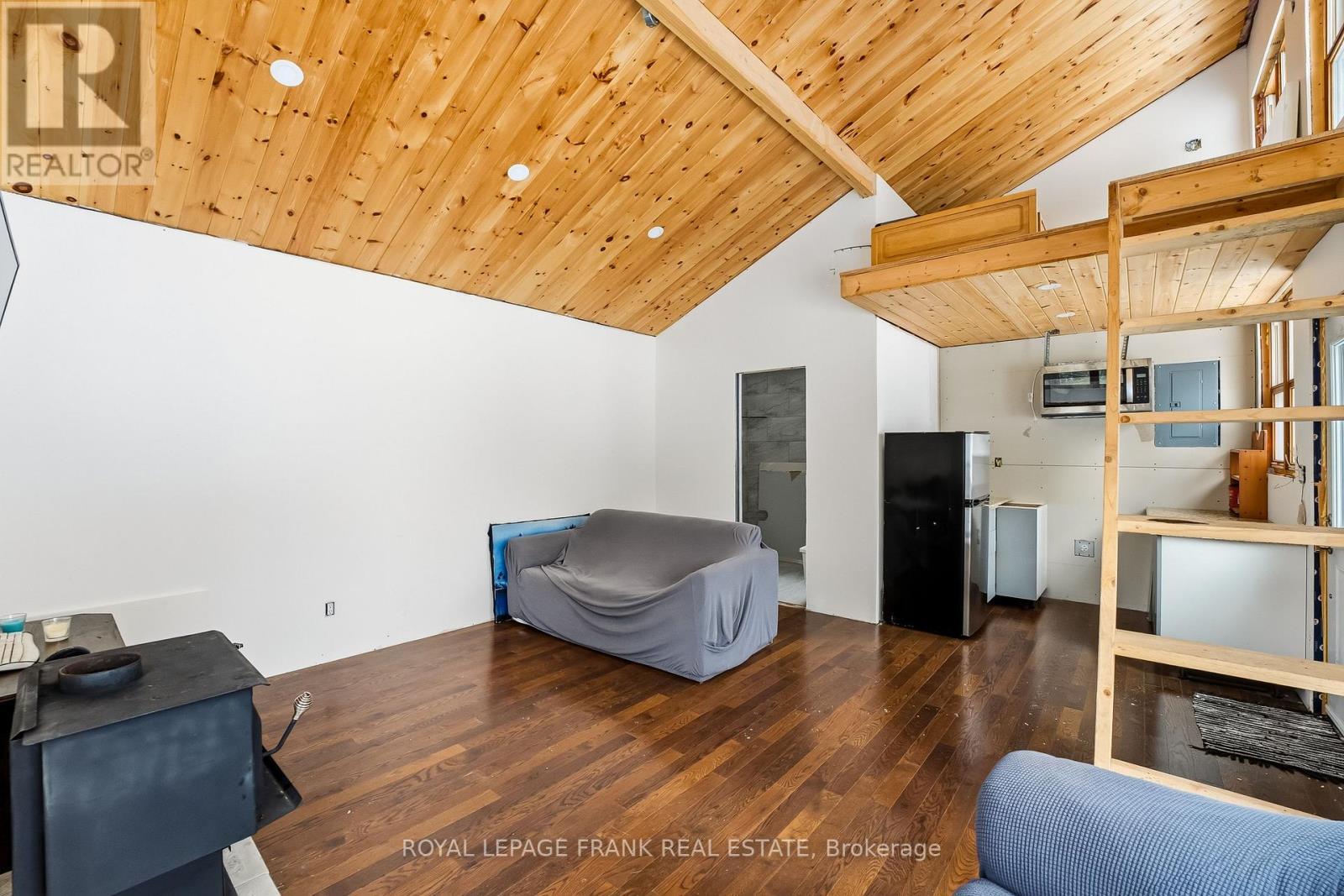 337 Kennedy Drive, Trent Lakes, ON