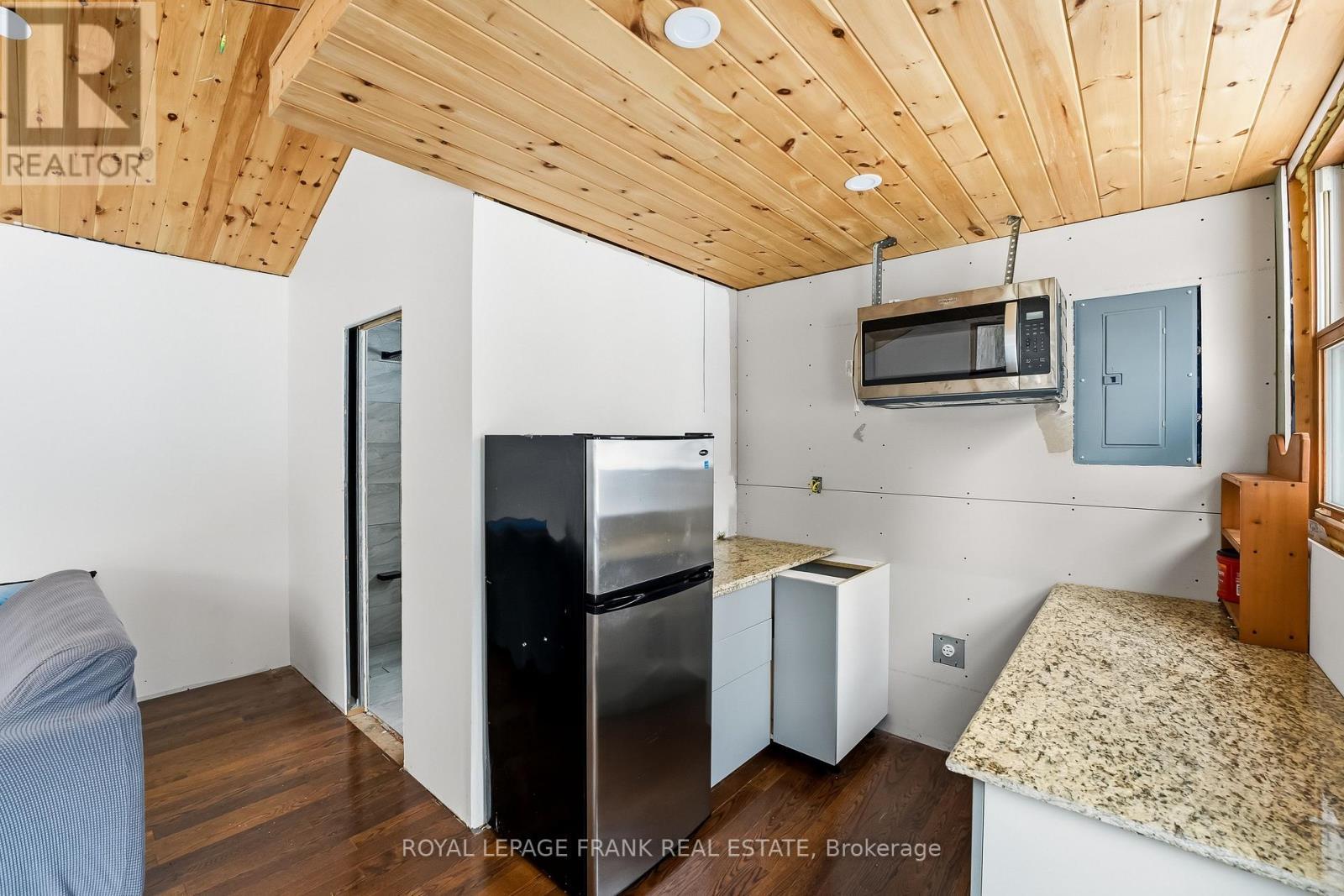 337 Kennedy Drive, Trent Lakes, ON