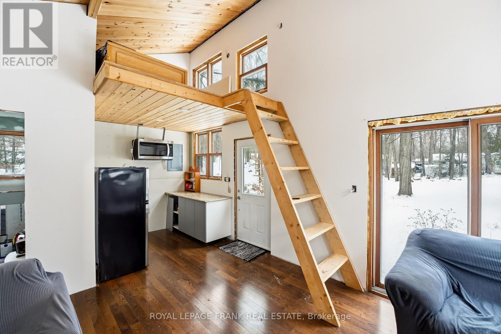 337 Kennedy Drive, Trent Lakes, ON