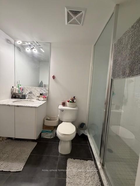 802-59 East Liberty Street, Toronto, ON - Indoor Photo Showing Bathroom