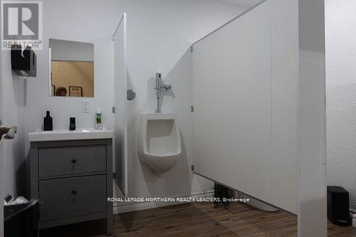 D - 440 Algonquin Boulevard E, Timmins (Tne - Hill District), ON