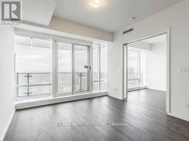 6208 - 1 Bloor Street E, Toronto, ON - Indoor Photo Showing Other Room