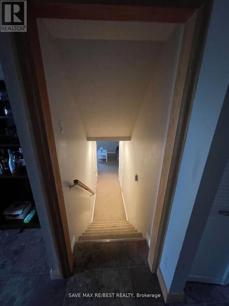 268 Manchester Road, Kitchener, ON - Indoor Photo Showing Other Room