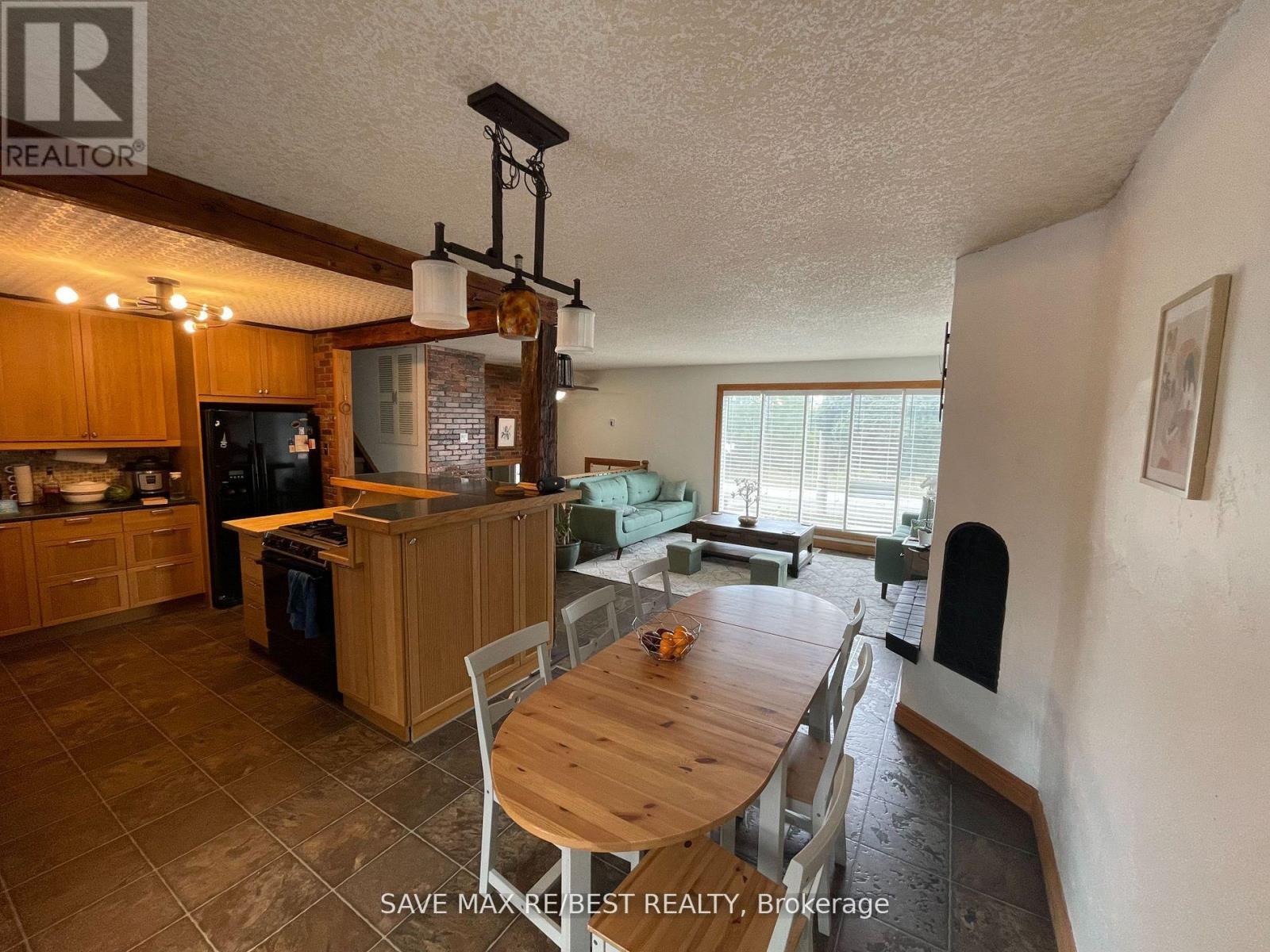 268 Manchester Road, Kitchener, ON - Indoor