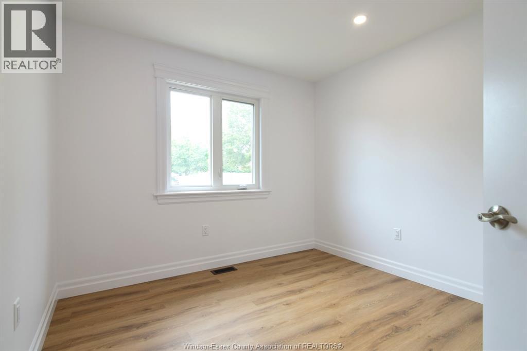 101 Arthur, Harrow, ON - Indoor Photo Showing Other Room