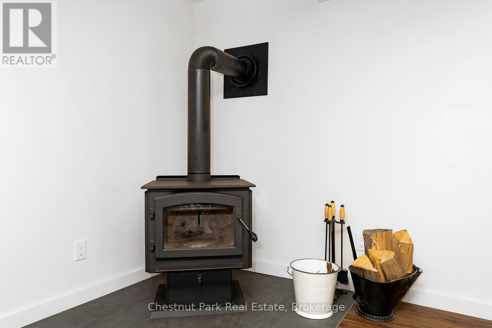 2890 Nottawasaga Conc 10 N, Clearview, ON - Indoor