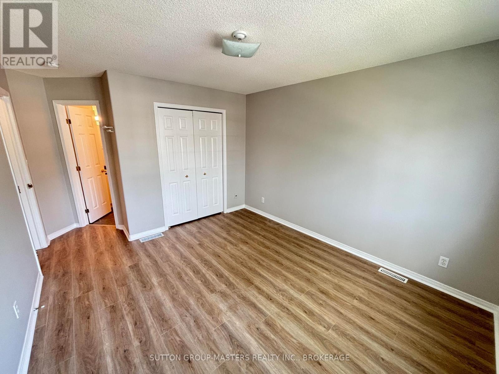 Upstairs bedroom with full ensuite - 160 Nelson Street, Kingston (Central City East), ON - Indoor Photo Showing Other Room