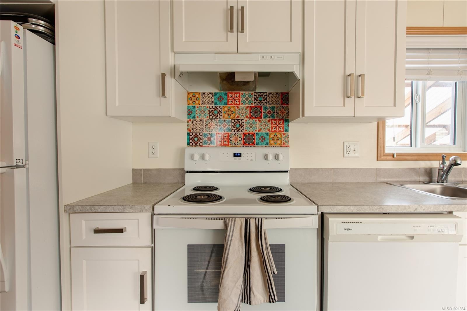 421 Humpback Pl, Ucluelet, BC