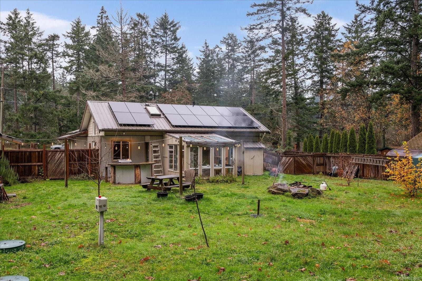 3271 South Rd, Gabriola Island, BC