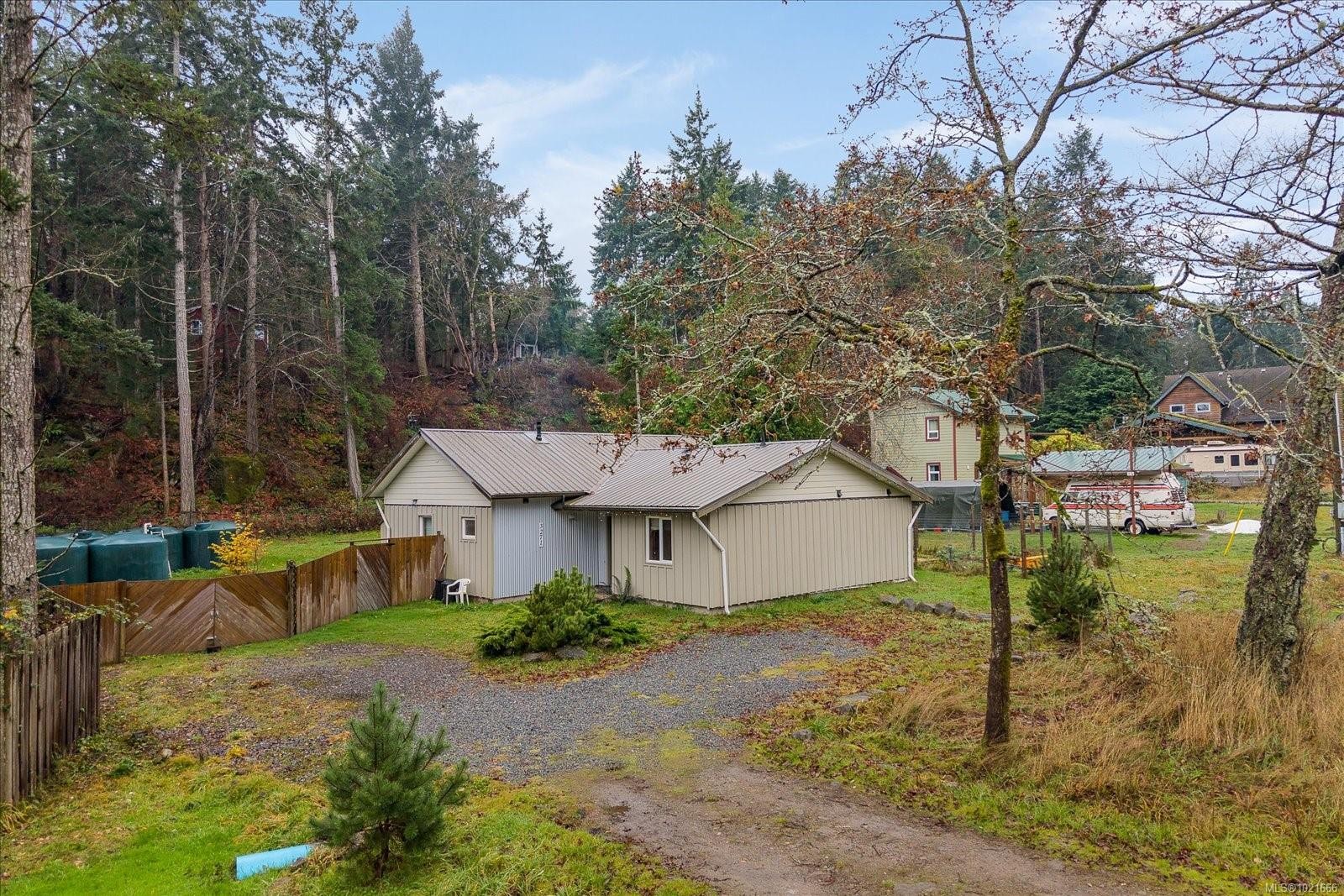 3271 South Rd, Gabriola Island, BC