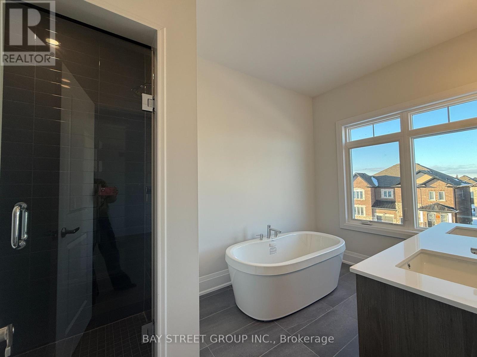 183 Seguin Street, Richmond Hill, ON - Indoor Photo Showing Bathroom
