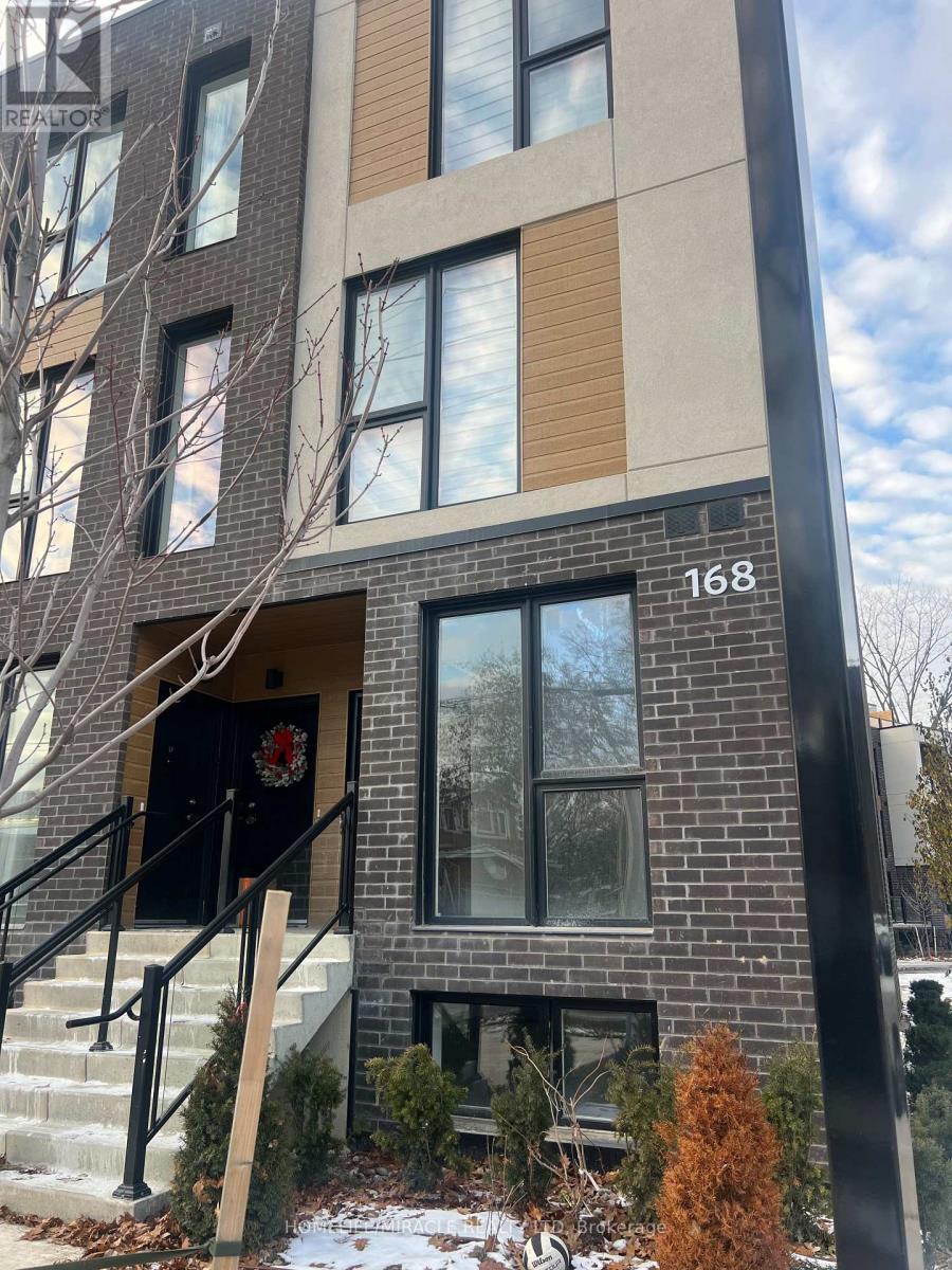 20 - 168 Clonmore Drive, Toronto, ON - Outdoor