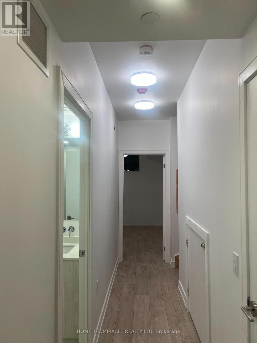 20 - 168 Clonmore Drive, Toronto, ON - Indoor Photo Showing Other Room